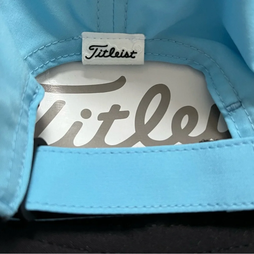 NWT Titleist Women’s Baseball Cap with Adjustable Strap